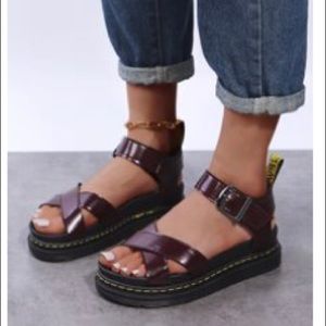 🤍3/$15🤍 Doc Martens shoes size 8